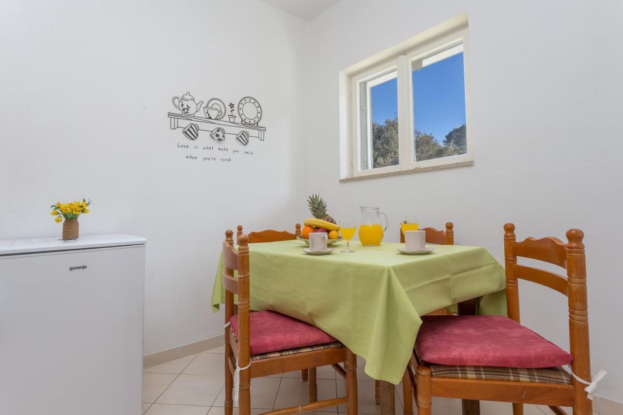 Apartments Marija Bibic Hvar Town Exterior foto